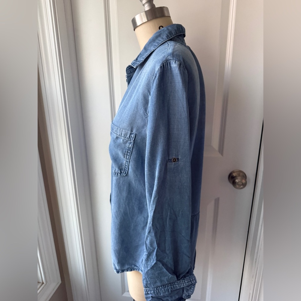 Cloth & Stone Tencel Split Back Button Down Shirt Anthropologie - Picture 5 of 7